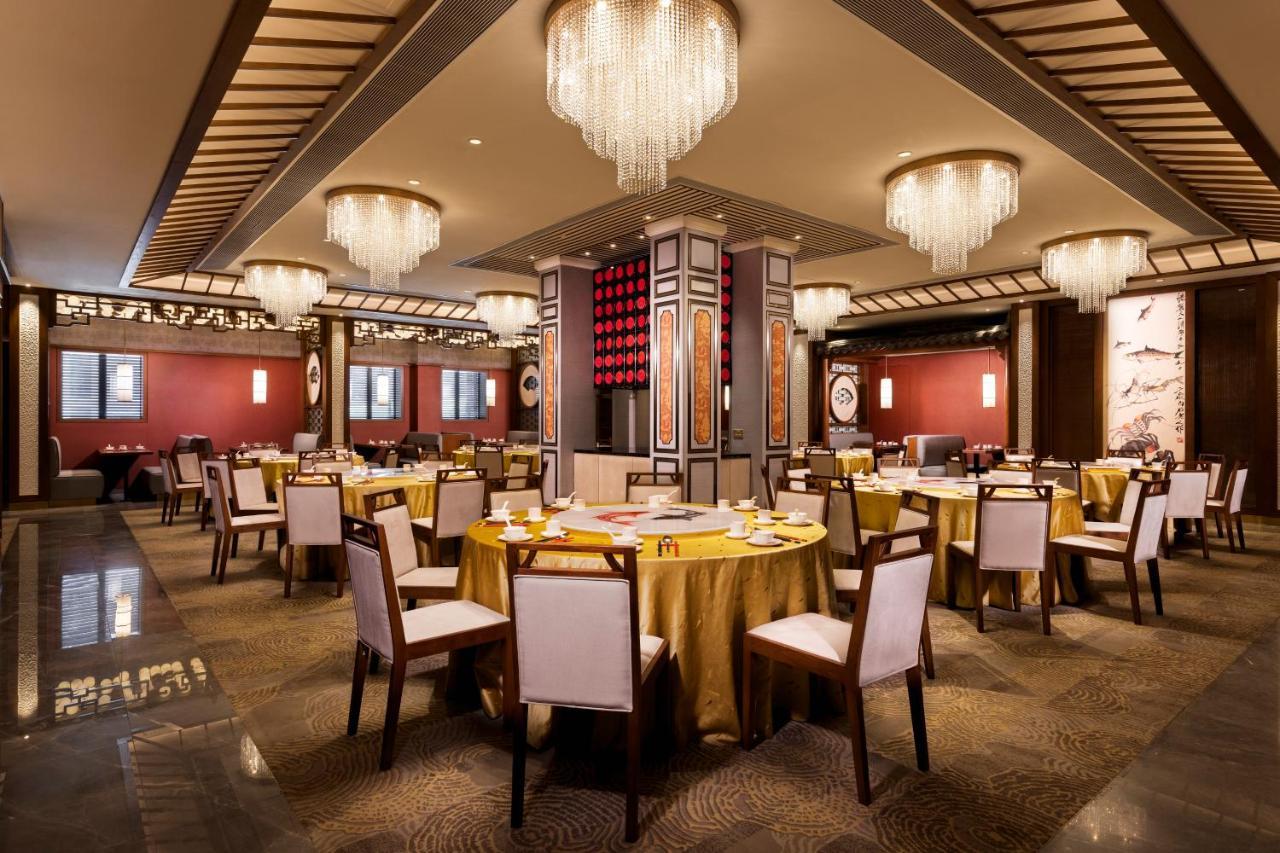 Lisboeta Macau Hotel Exterior photo